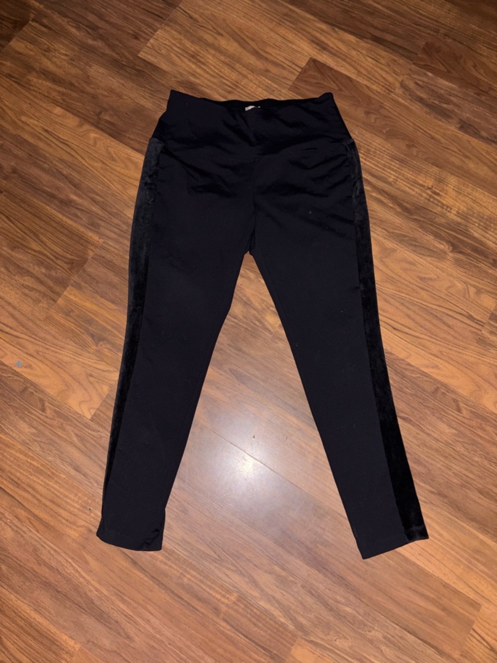 Chico's Black Stretch Ponte Leggings